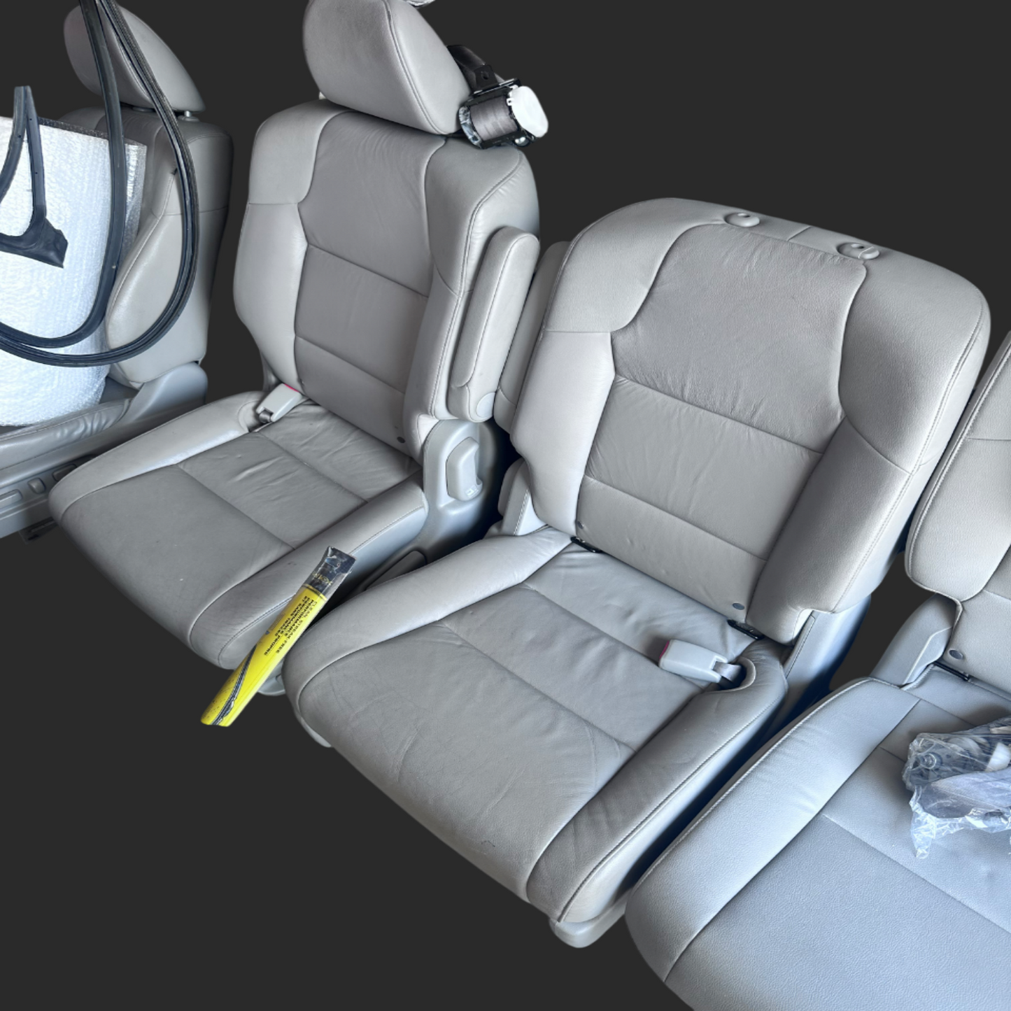 Leather 2nd Row Seats