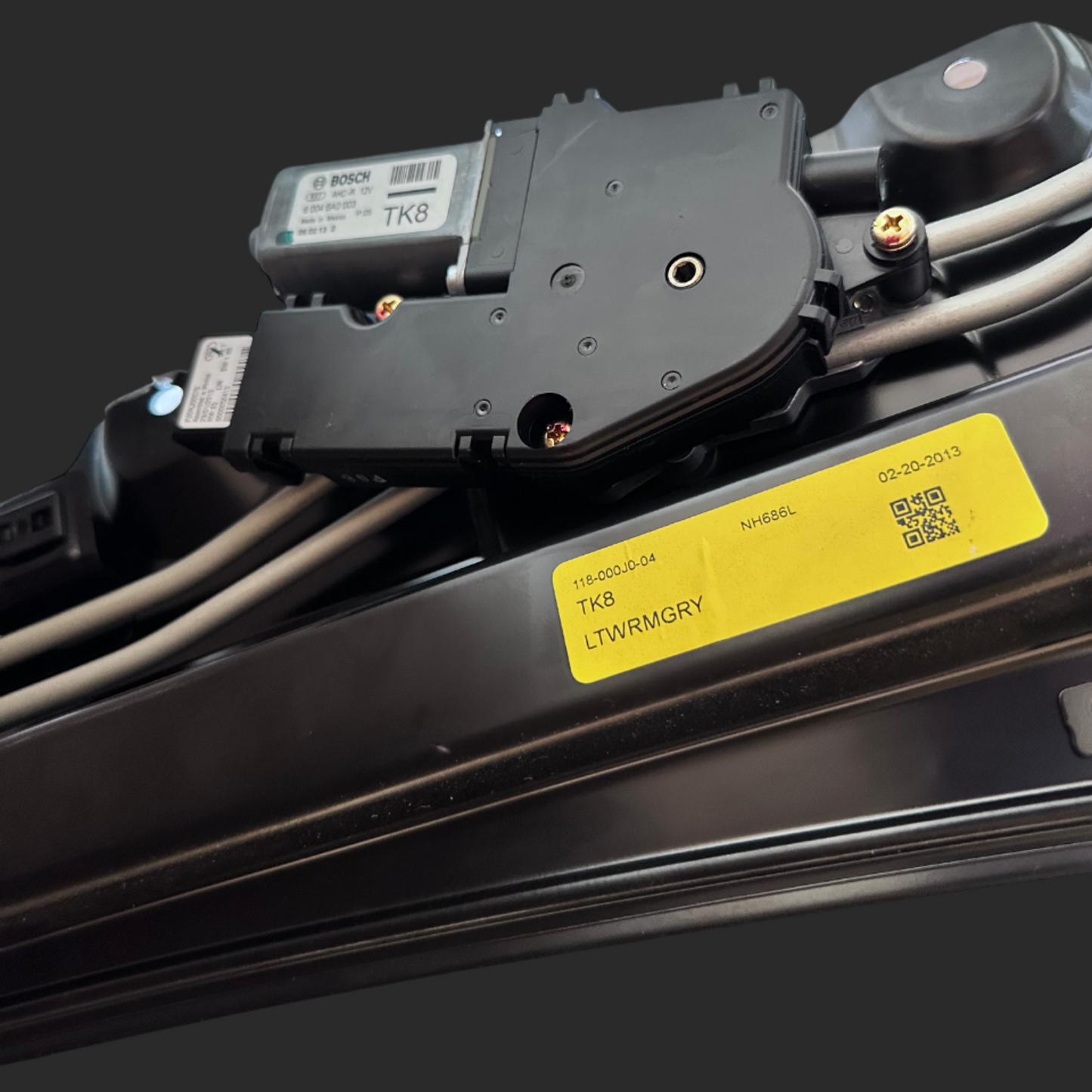 Sunroof Assembly With Motor