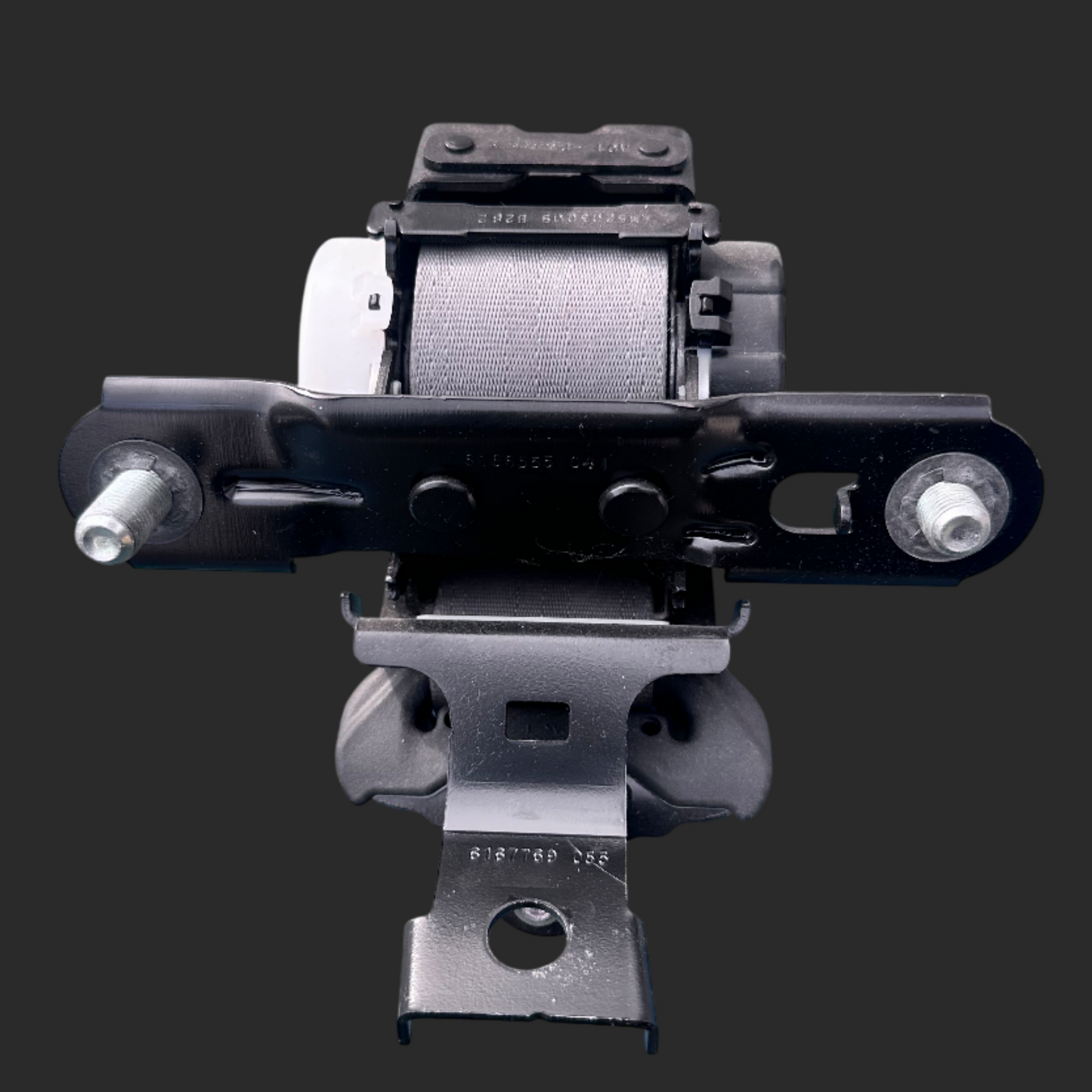 3rd Row Middle Seatbelt