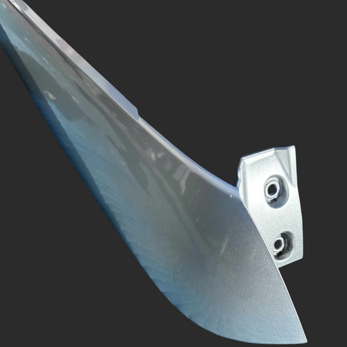 Driver (LH) Centre Roller Cover